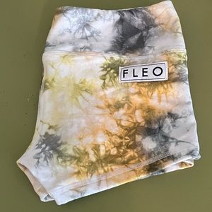Fleo shorts. Monarch fabric. Size small. Gently worn
